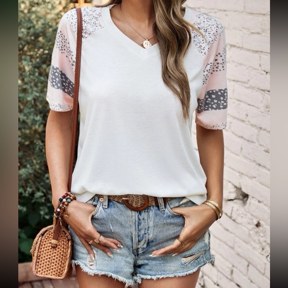 Boho ditsy floral print raglan sleeve blouse - Picture 2 of 16